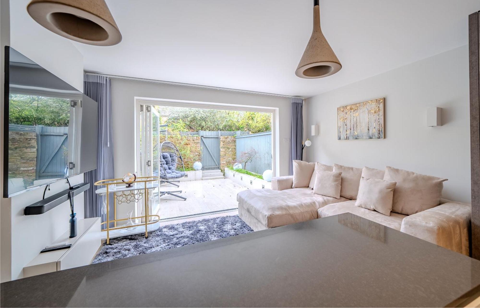 Stunning 1 Bedroom In The Heart Of * London