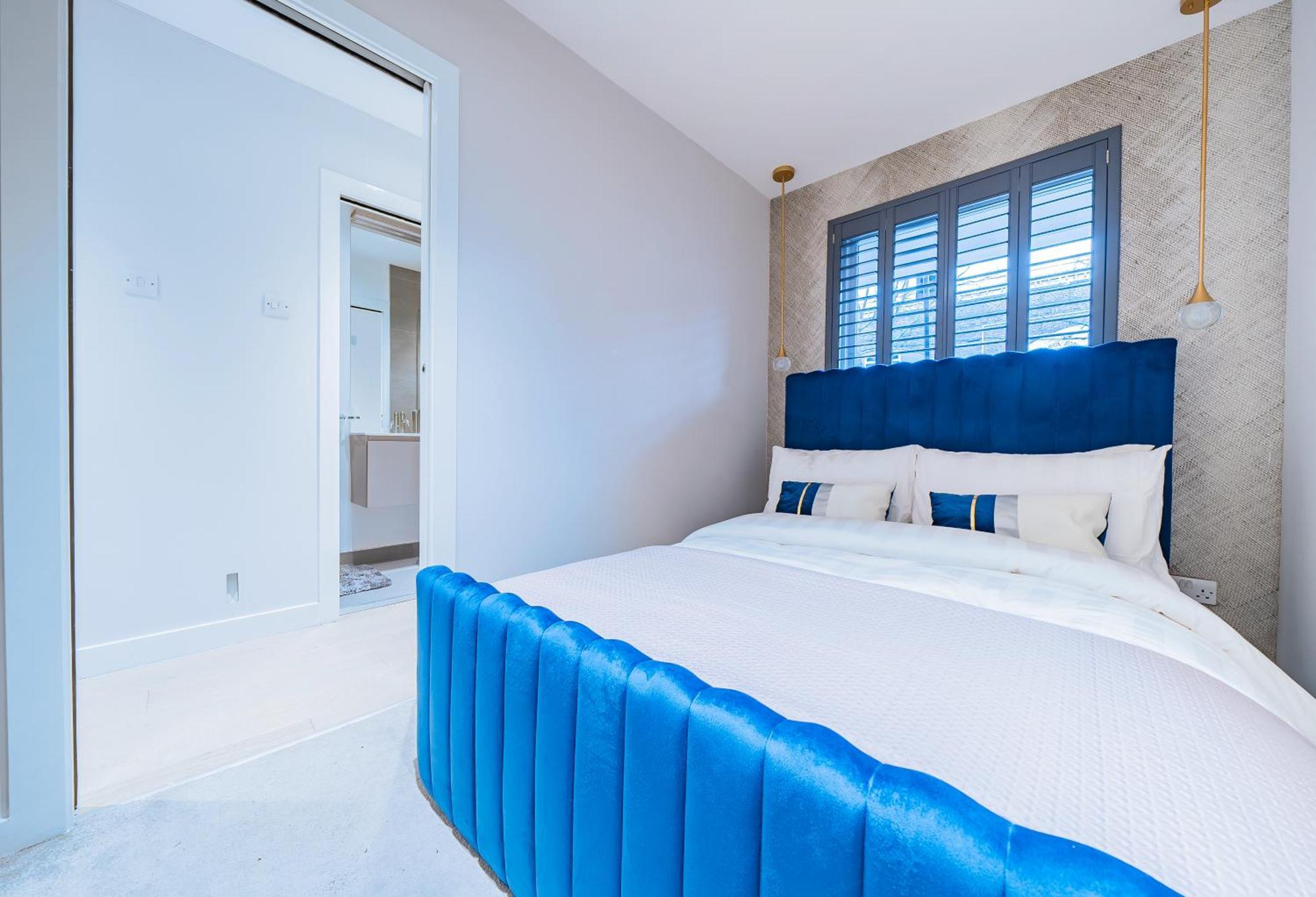 Stunning 1 Bedroom In The Heart Of